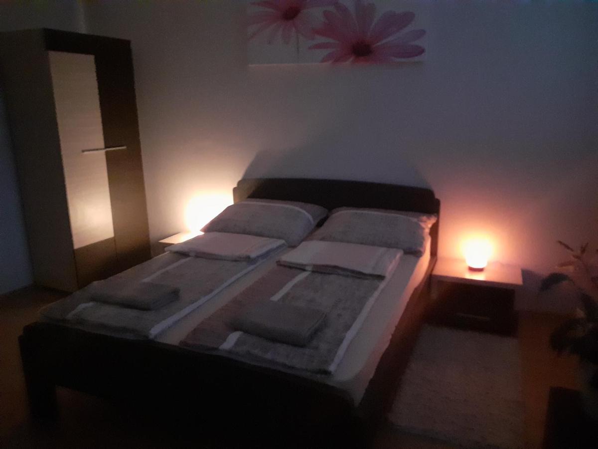 Tukan Apartman Hajduszoboszlo Exterior photo